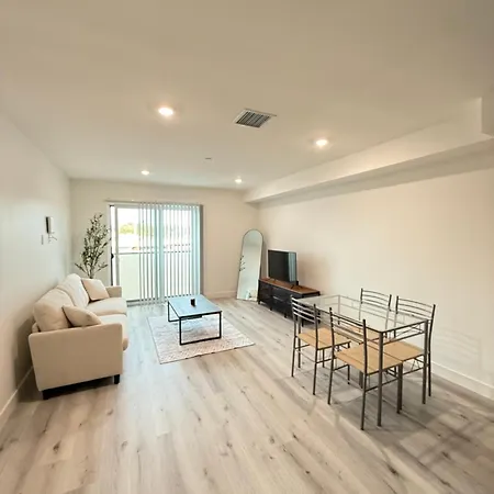 Aparthotel Cozy House Santamonica